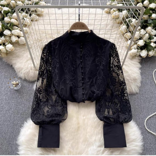 Clara blouse black