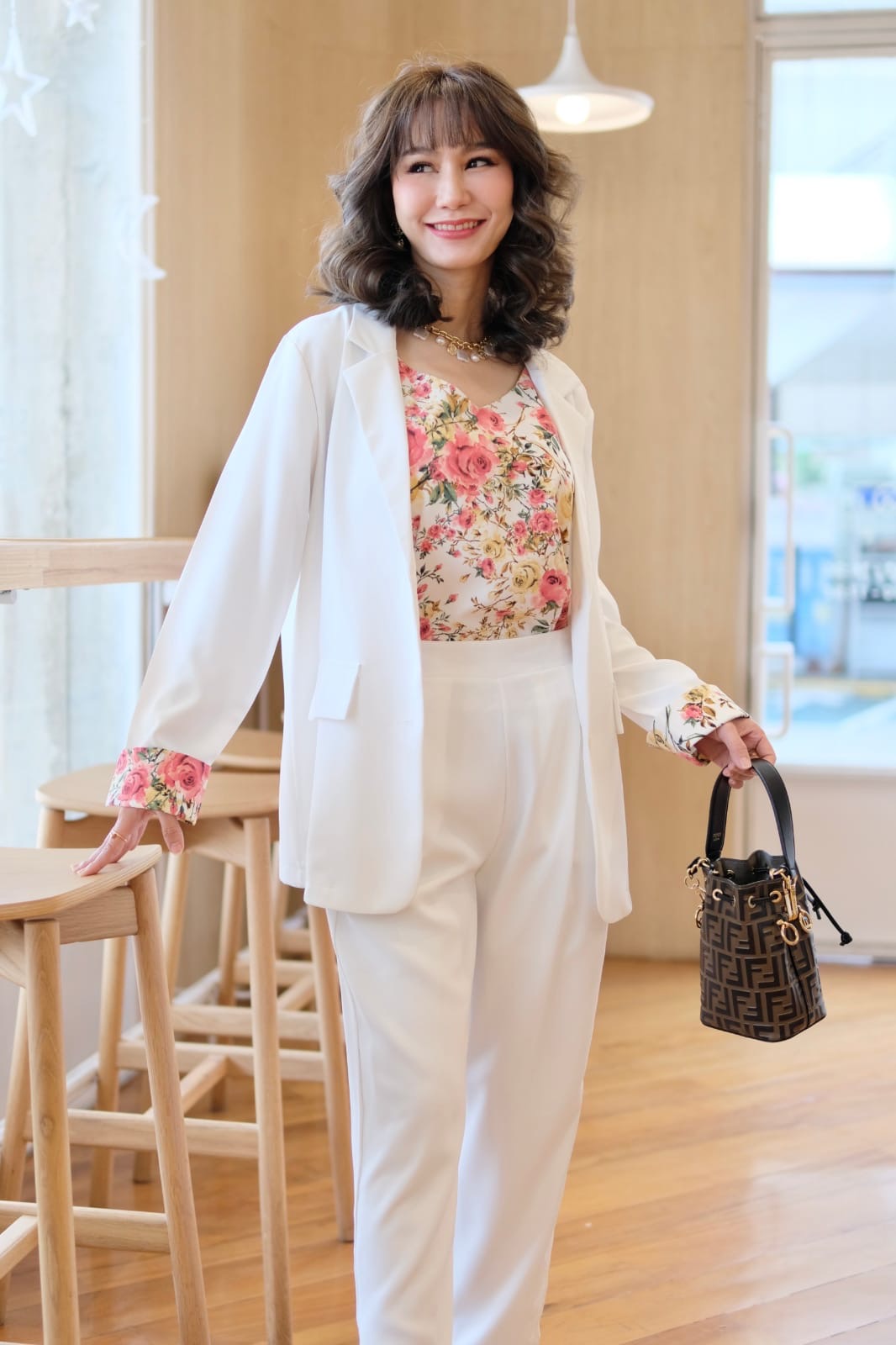 Susan blazer set white