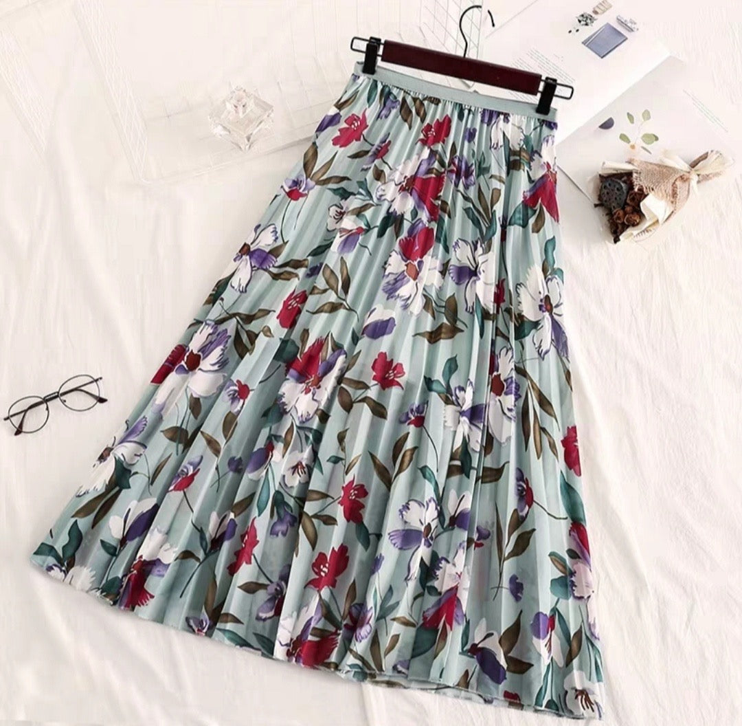 Cherry Garden- Pleated Skirt