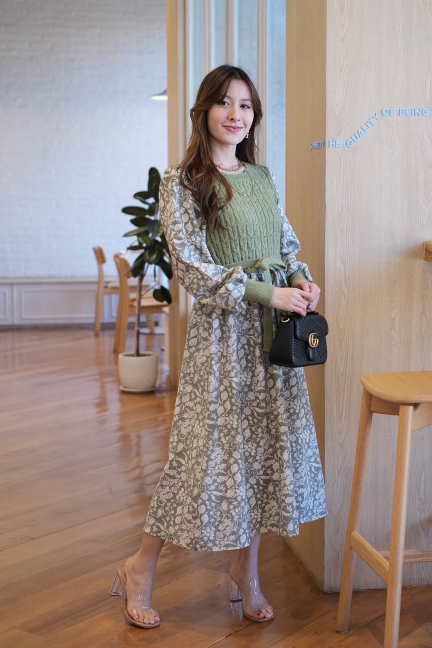 Natalia floral dress olive