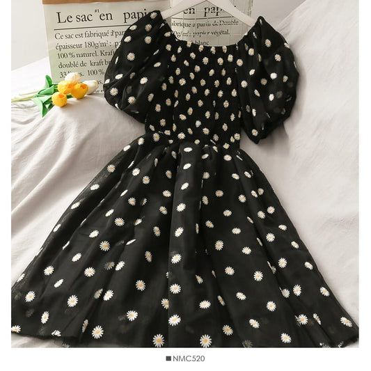 Lily embroidery dress black