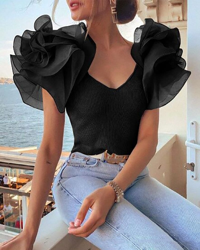 Ginger ruffled sleeve blouse