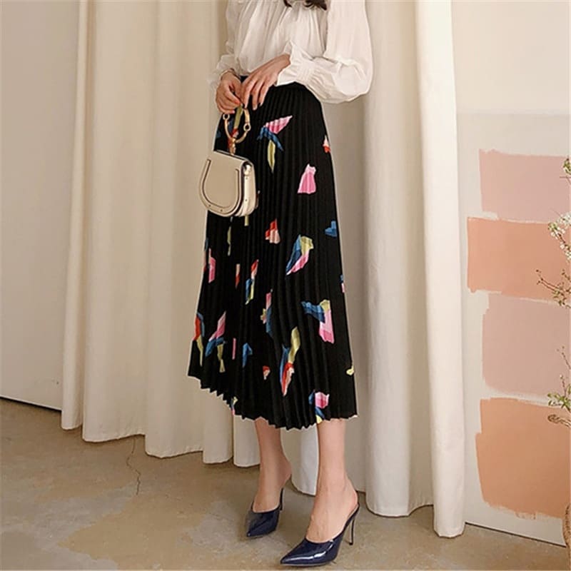 Black Feather Printed Pleated Skirt