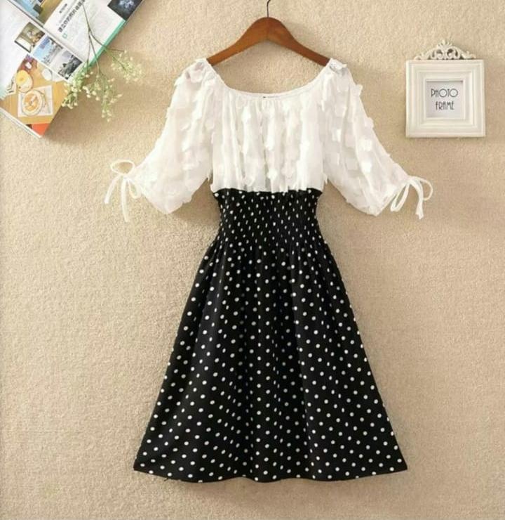 Senorita Pink Polka Dots Dress black