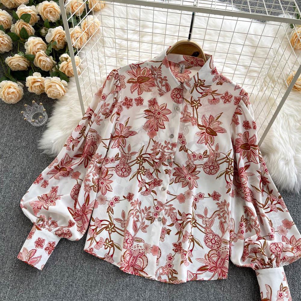 Julie lantern sleeve blouse