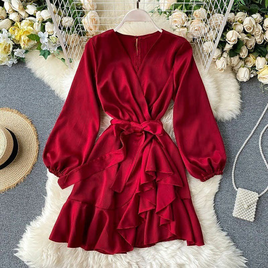 Selena satin dress red