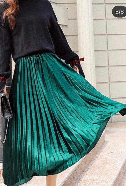 Metallic Pleated Skirt Metallic Green